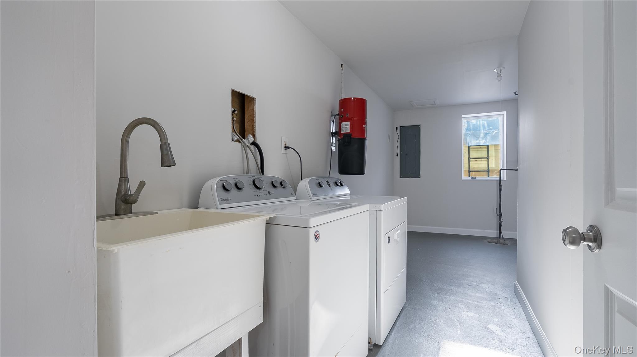 #18 photo, 85 Drew Drive, 롱 아일랜드 Eastport , NY 11941