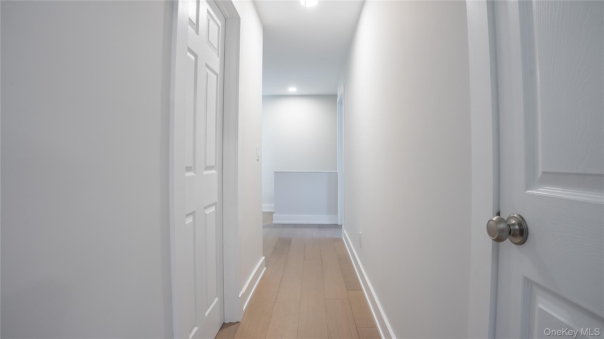 #19 photo, 85 Drew Drive, 롱 아일랜드 Eastport , NY 11941