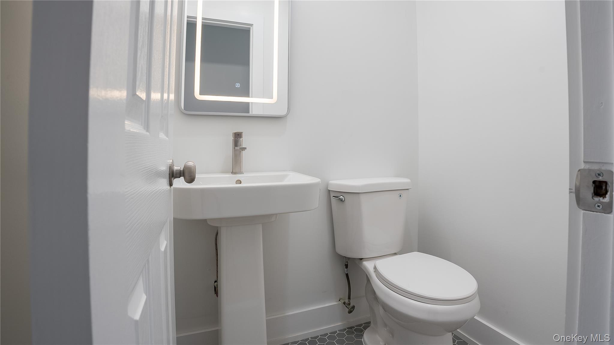 #6 photo, 85 Drew Drive, 롱 아일랜드 Eastport , NY 11941