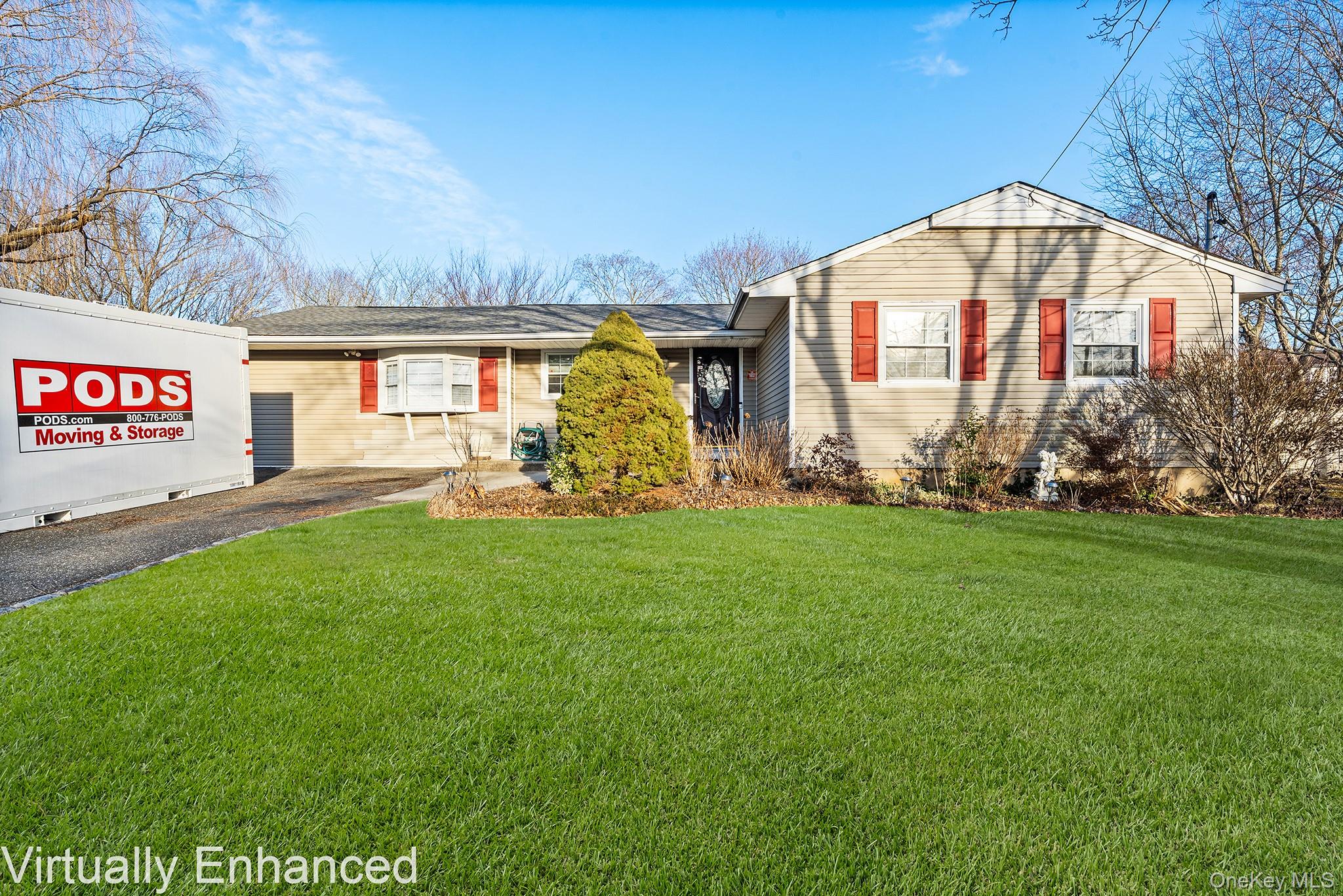 #1 photo, 19 Evelyn Road, מחוז סאפוק Port Jefferson Station , NY 11776