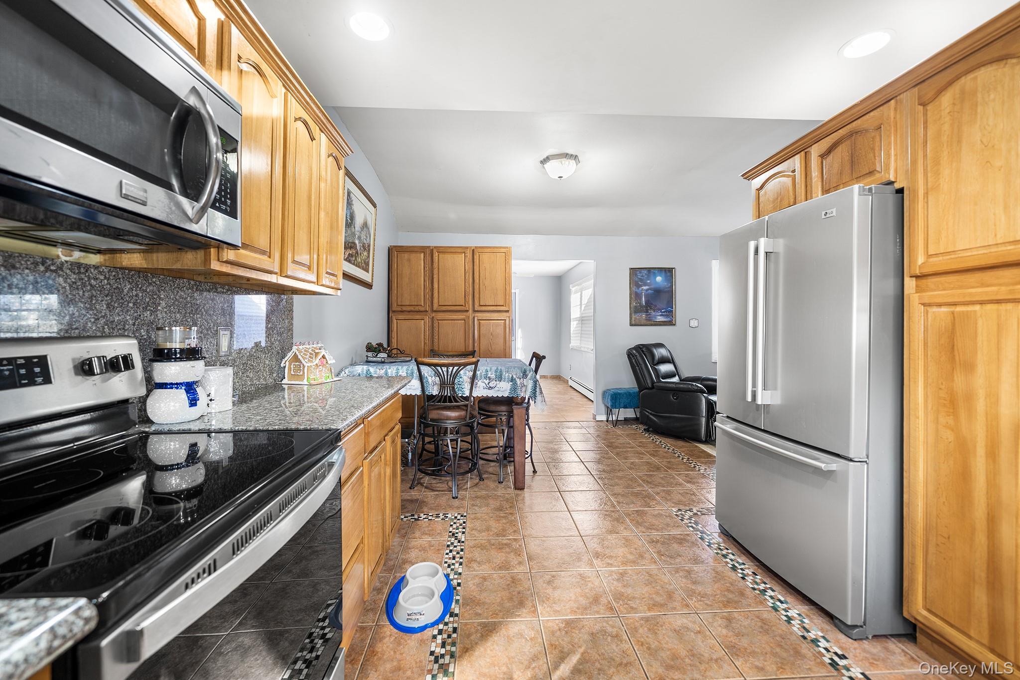 #11 photo, 19 Evelyn Road, מחוז סאפוק Port Jefferson Station , NY 11776