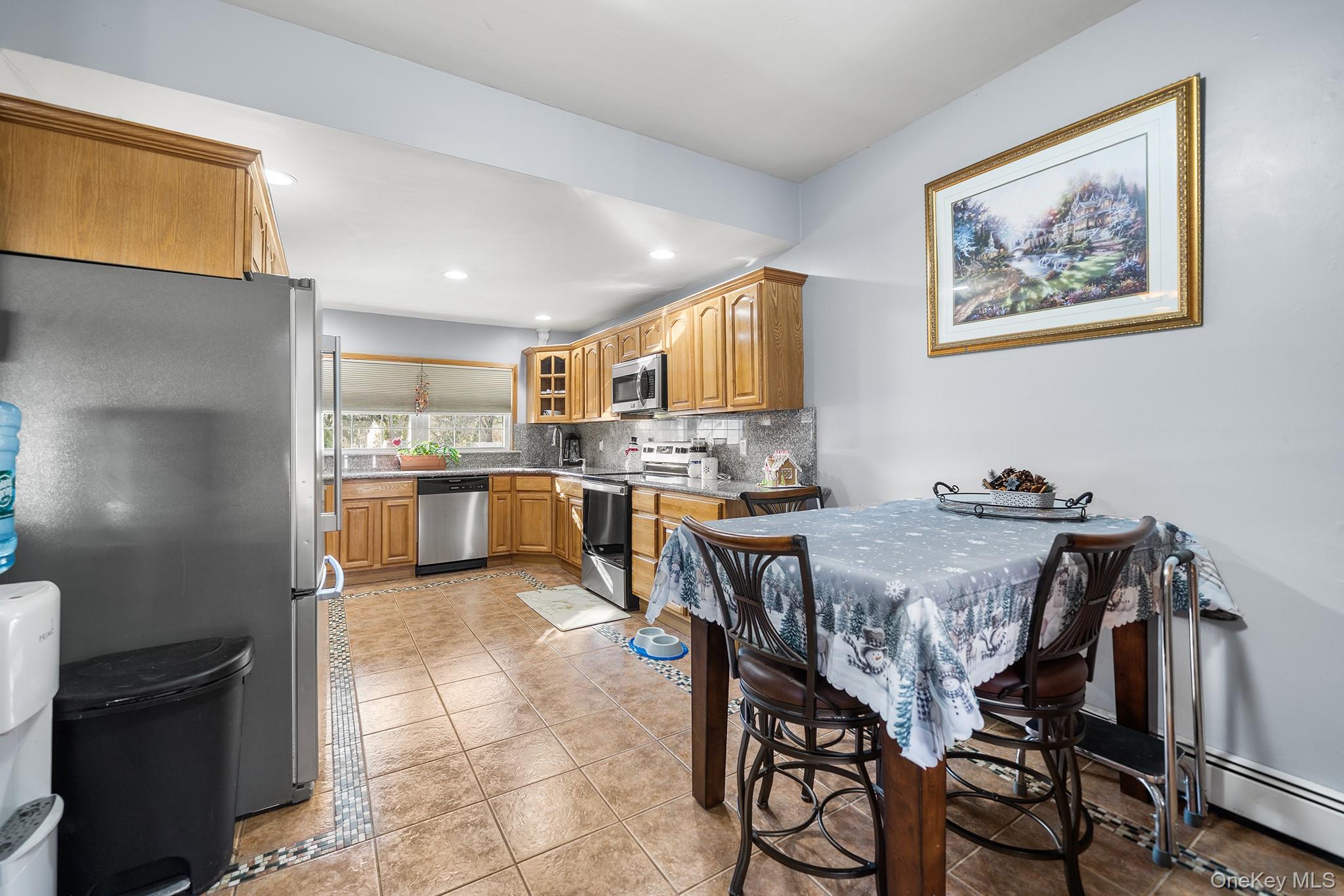 #8 photo, 19 Evelyn Road, מחוז סאפוק Port Jefferson Station , NY 11776