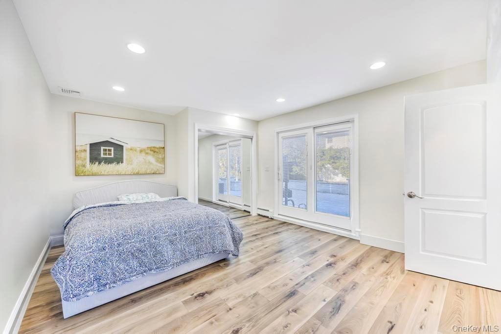 #13 photo, 3 Avelaine Court, מחוז סאפוק Babylon , NY 11702