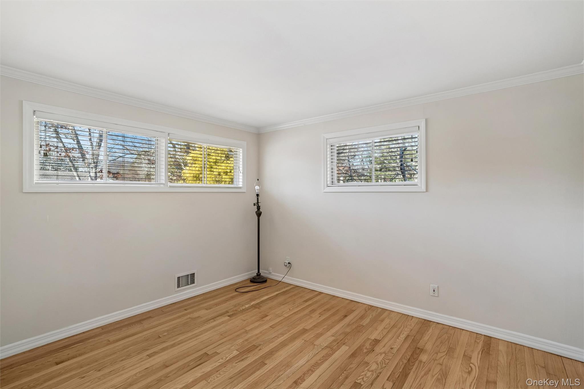 #11 photo, 58 Old Depot, सफ़ोक काउंटी Quogue , NY 11959