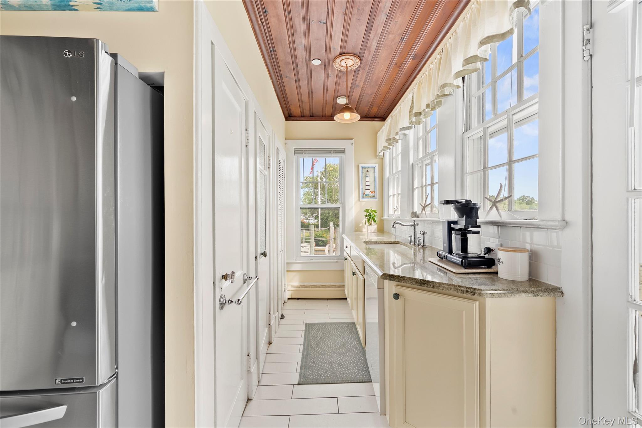 #18 photo, 260 Ocean Avenue, 东长岛 Amityville , NY 11701