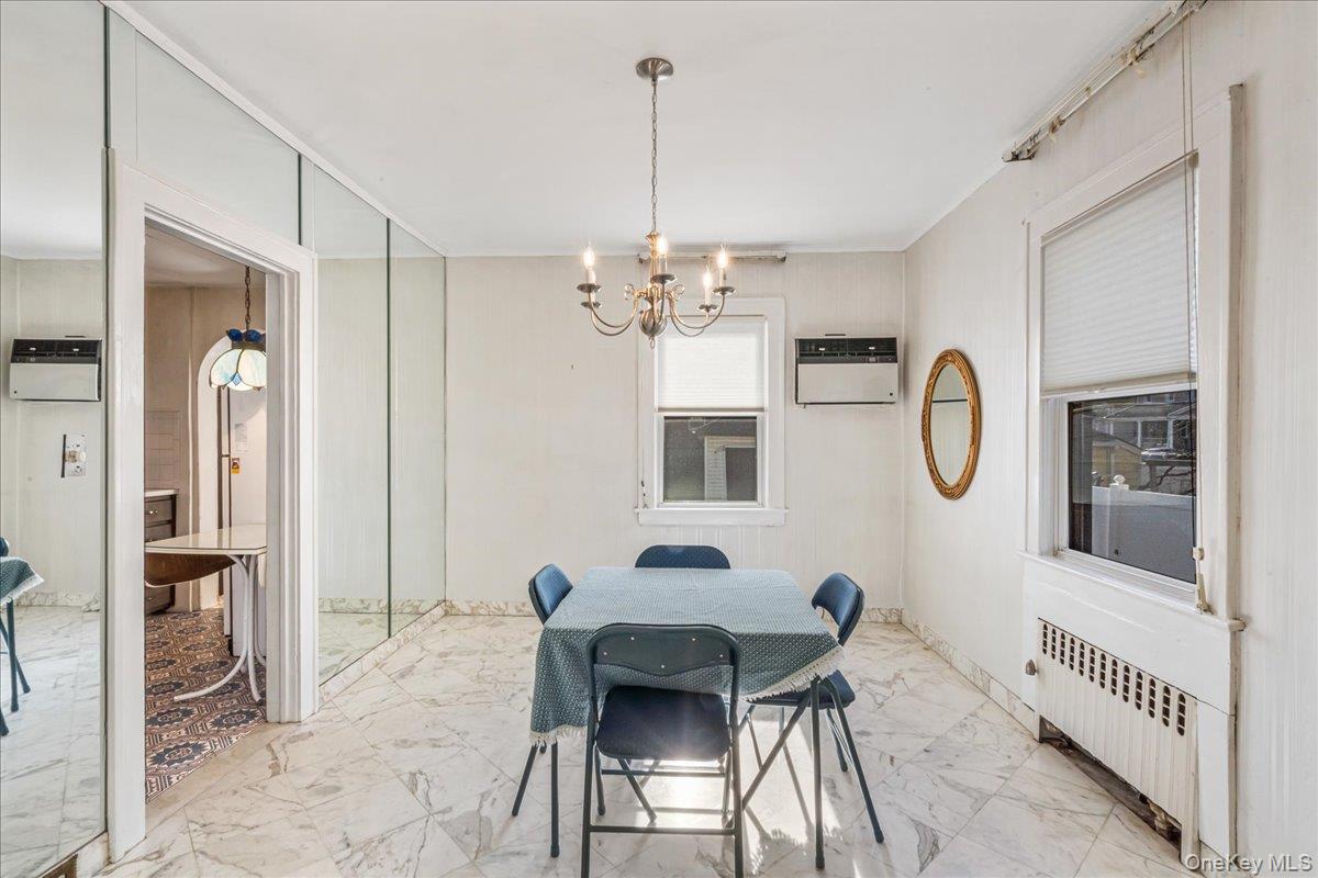 #15 photo, 145-06 33rd Avenue, קווינס Flushing , NY 11354