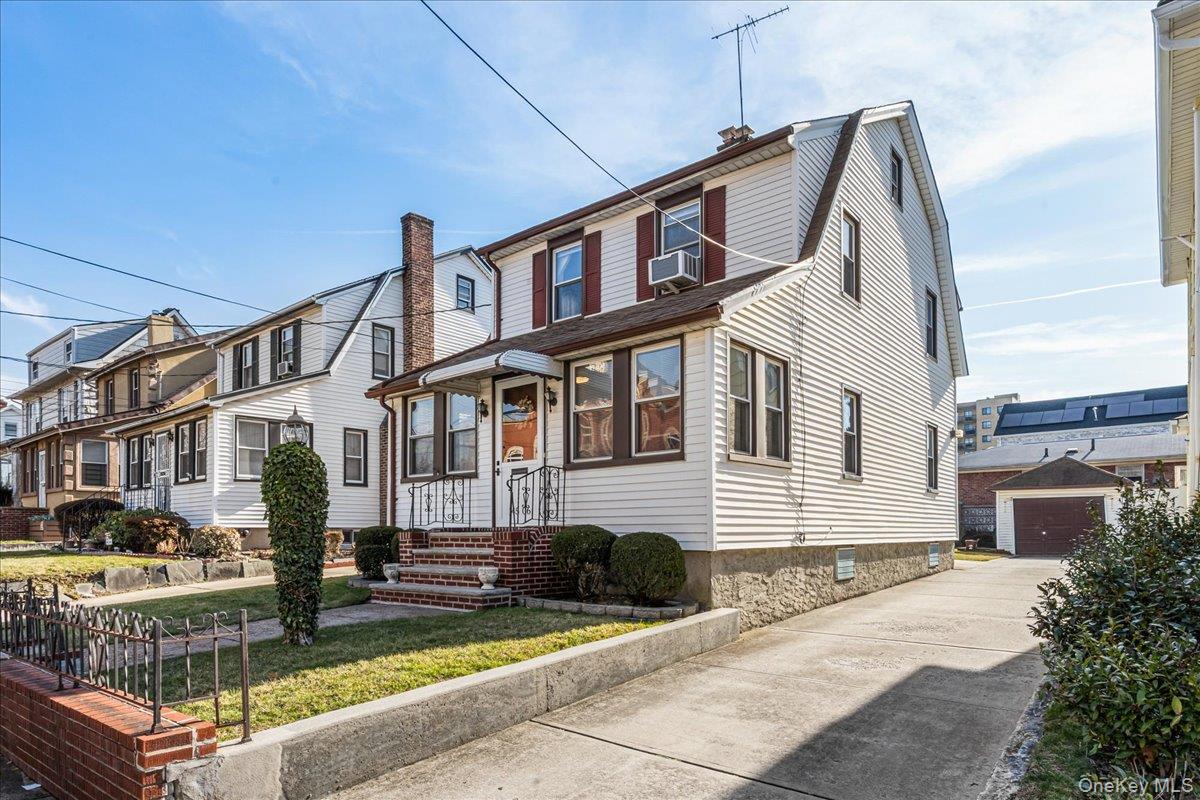 #3 photo, 145-06 33rd Avenue, קווינס Flushing , NY 11354