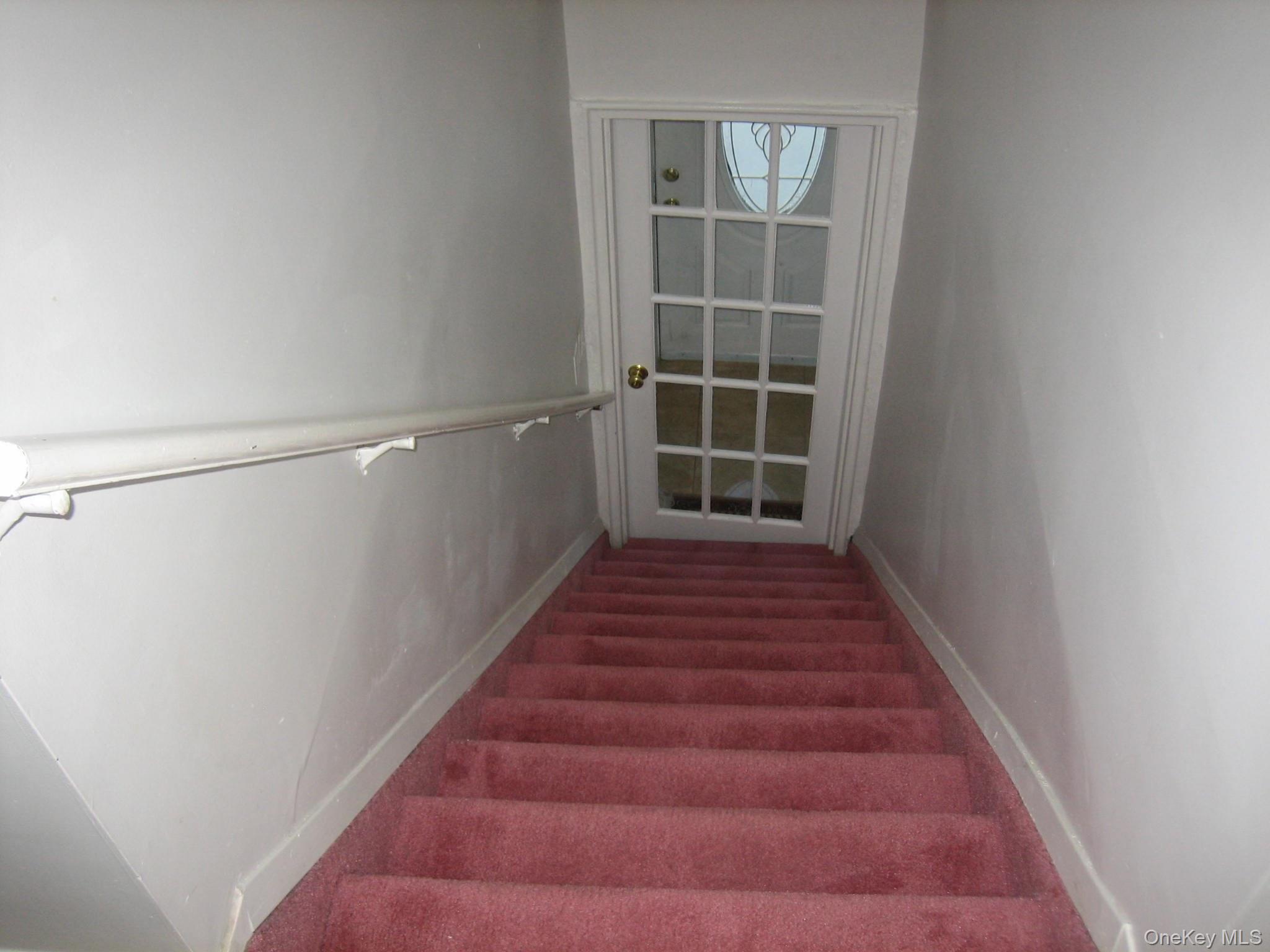 #6 photo, 235 Fieldmere Street, מחוז נסאו Elmont , NY 11003