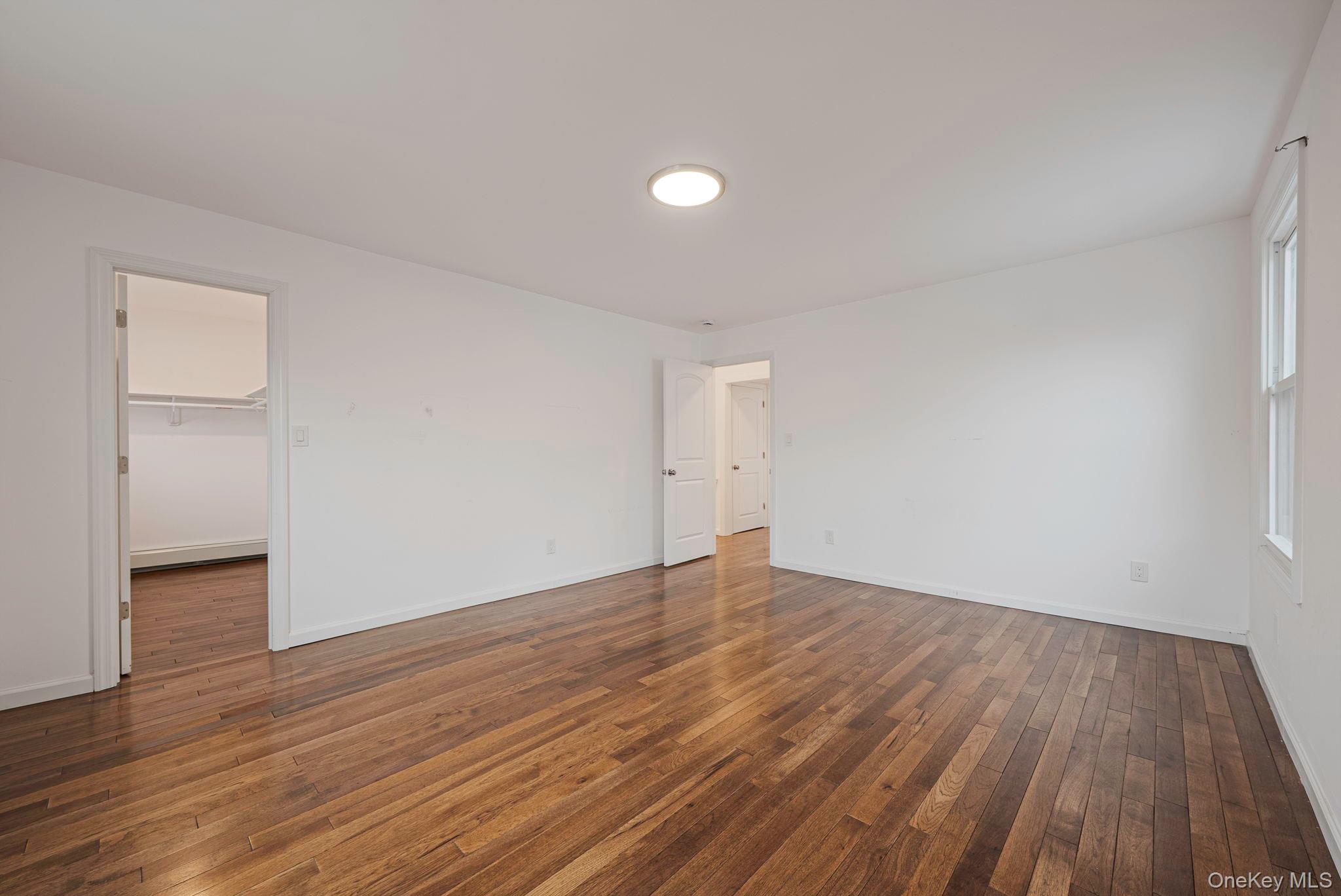 #14 photo, 63 Devon Road, नासाउ काउंटी Hempstead , NY 11550