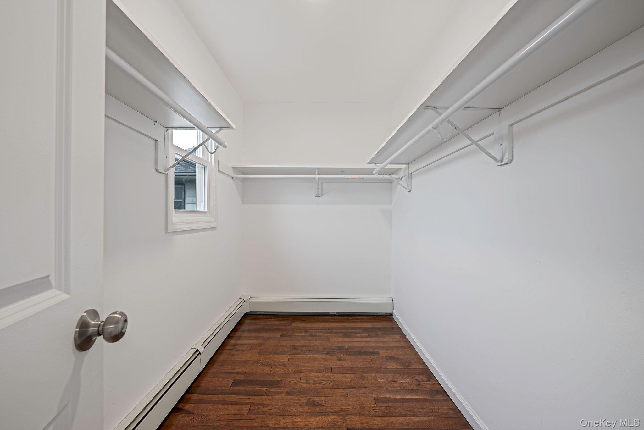 #16 photo, 63 Devon Road, नासाउ काउंटी Hempstead , NY 11550