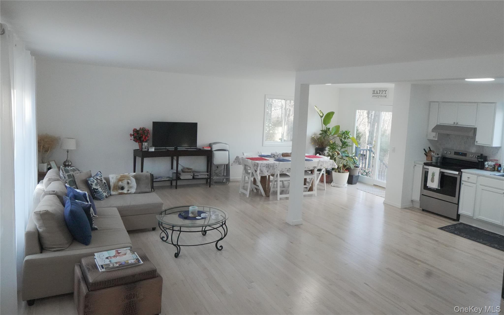 #8 photo, 371 S River Road, מחוז סאפוק Calverton , NY 11933