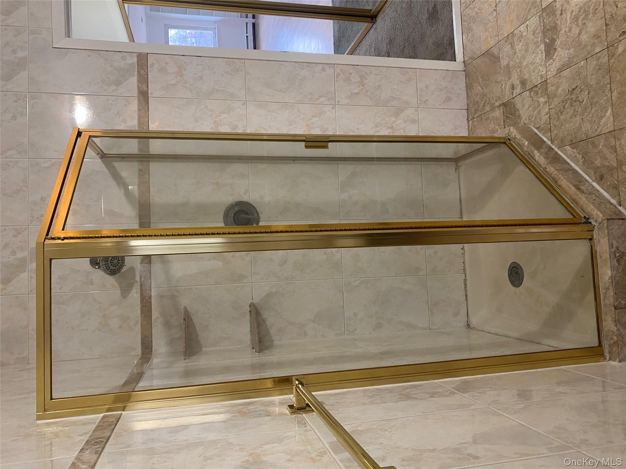 #13 photo, 723 Hungry Harbor Road, Нассау ‖ North Woodmere , NY 11581