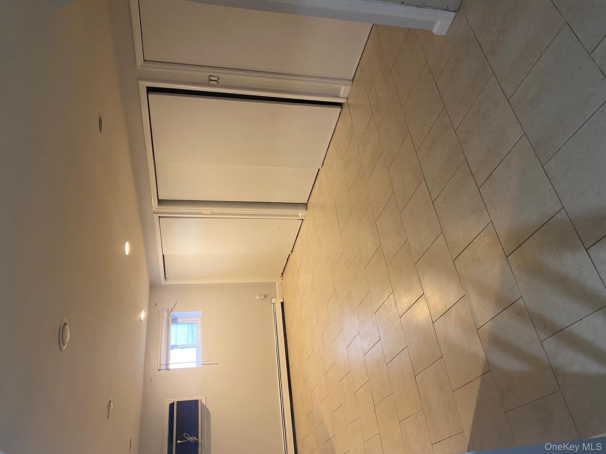 #19 photo, 723 Hungry Harbor Road, Нассау ‖ North Woodmere , NY 11581