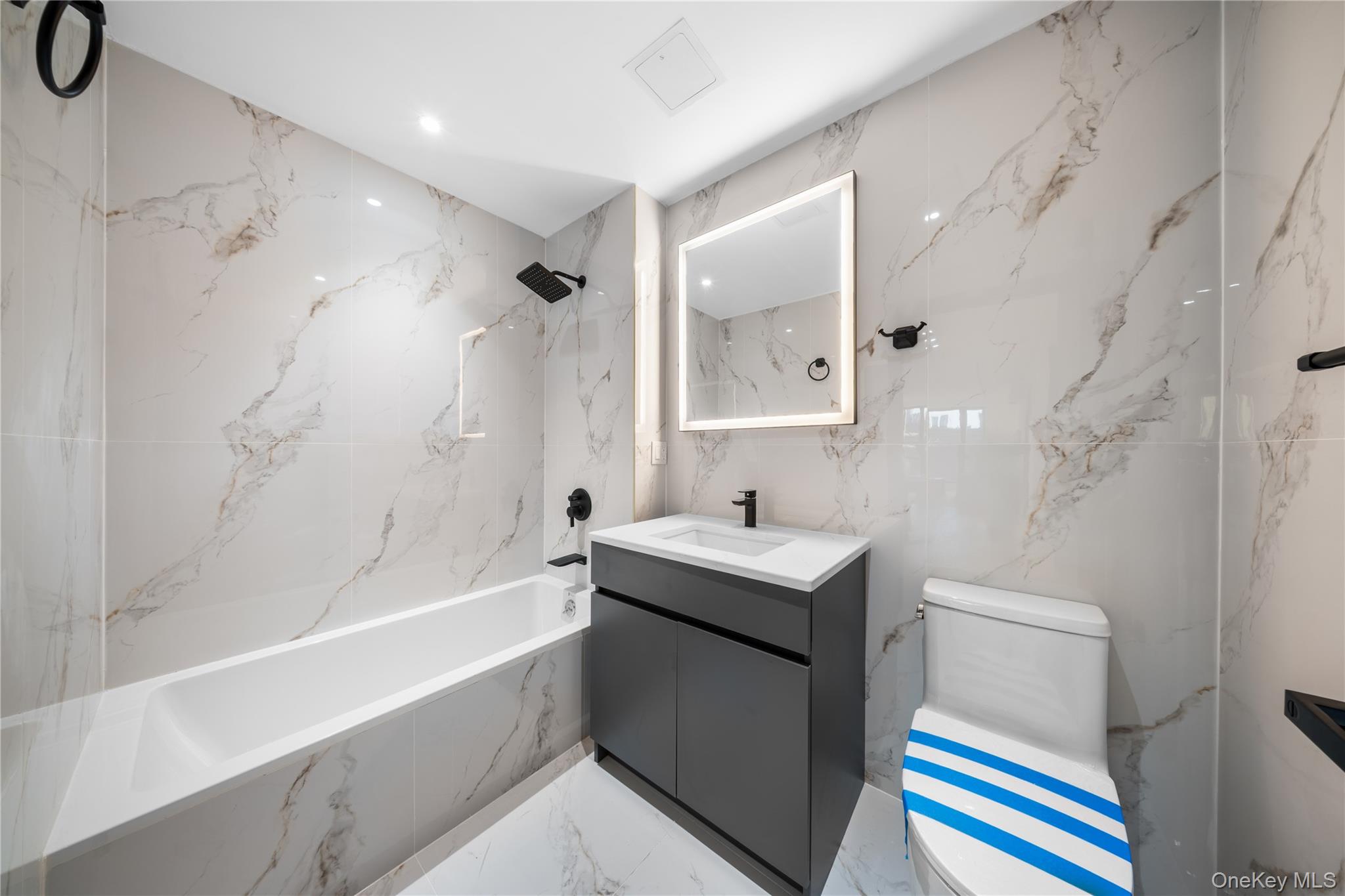 #20 photo, 108-15 72nd Avenue, Forest Hills , NY 11375