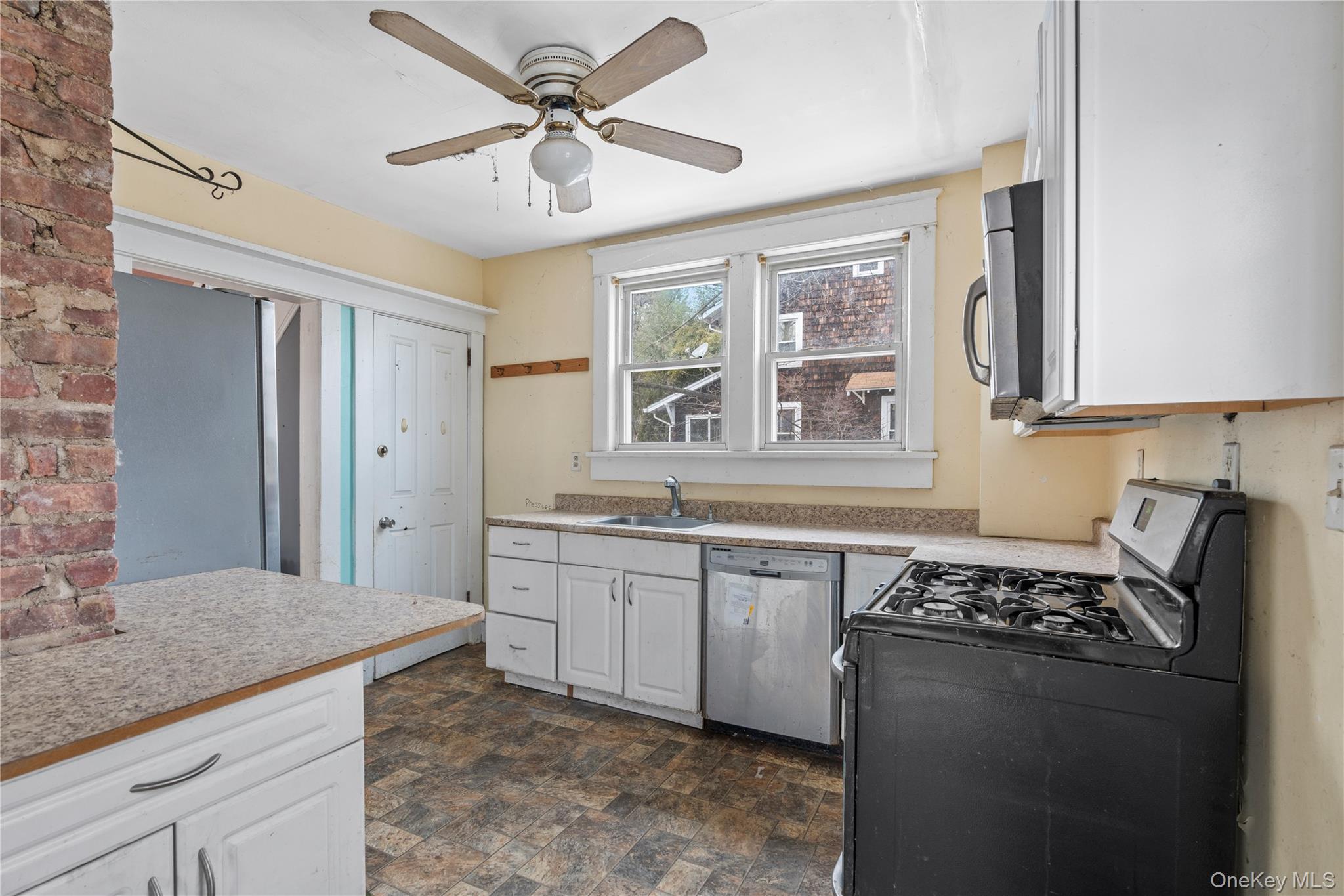 #15 photo, 21 Stephens Lane, Tappan , NY 10983