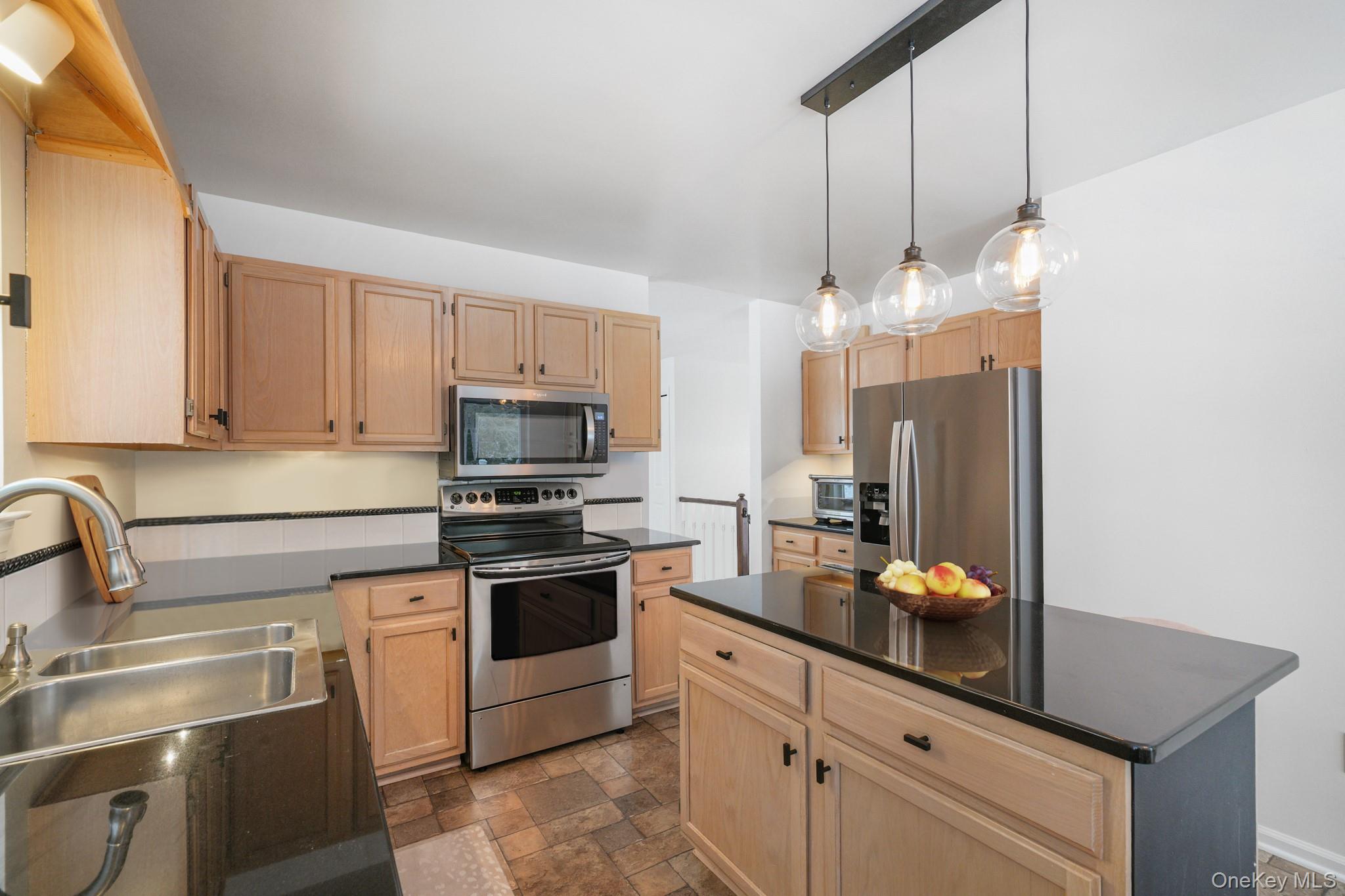 #9 photo, 2 Perry Street, Cortlandt Manor , NY 10567