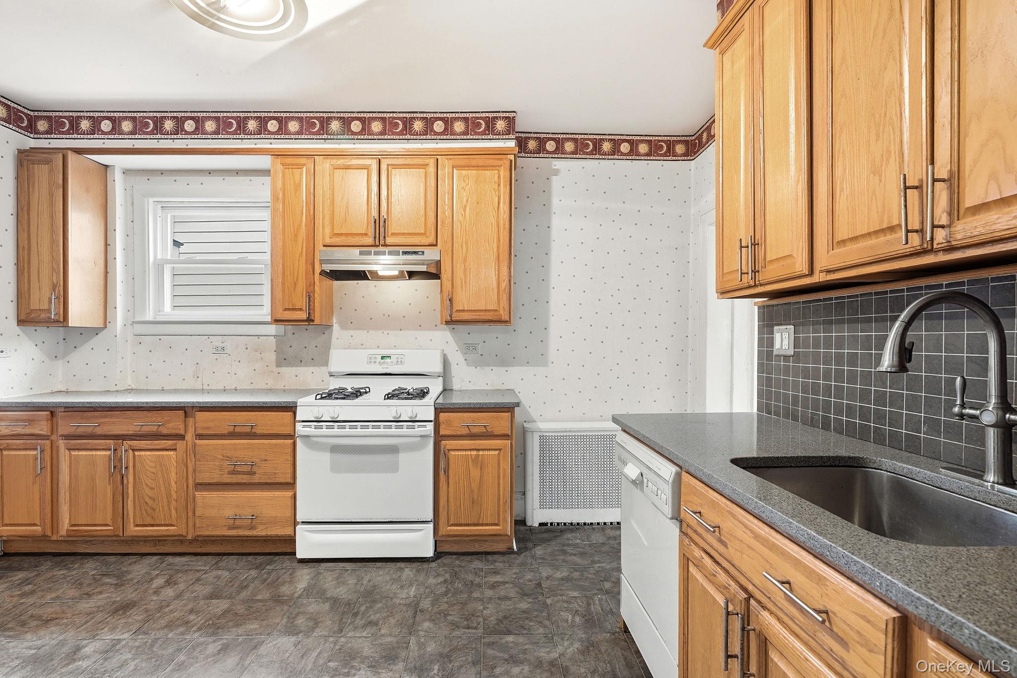 #17 photo, 33 Mountain Road, 紐約州 Irvington , NY 10533