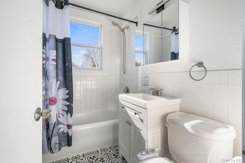 #9 photo, 135 Webster Avenue, Harrison , NY 10528