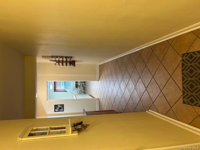 #11 photo, 450 Pelham Road, New Rochelle , NY 10805