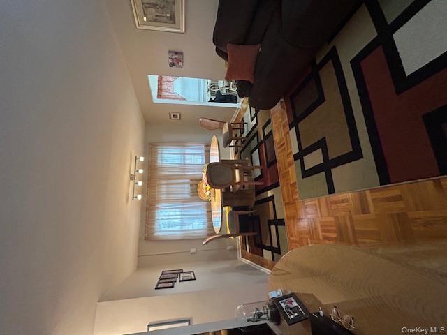#2 photo, 450 Pelham Road, New Rochelle , NY 10805