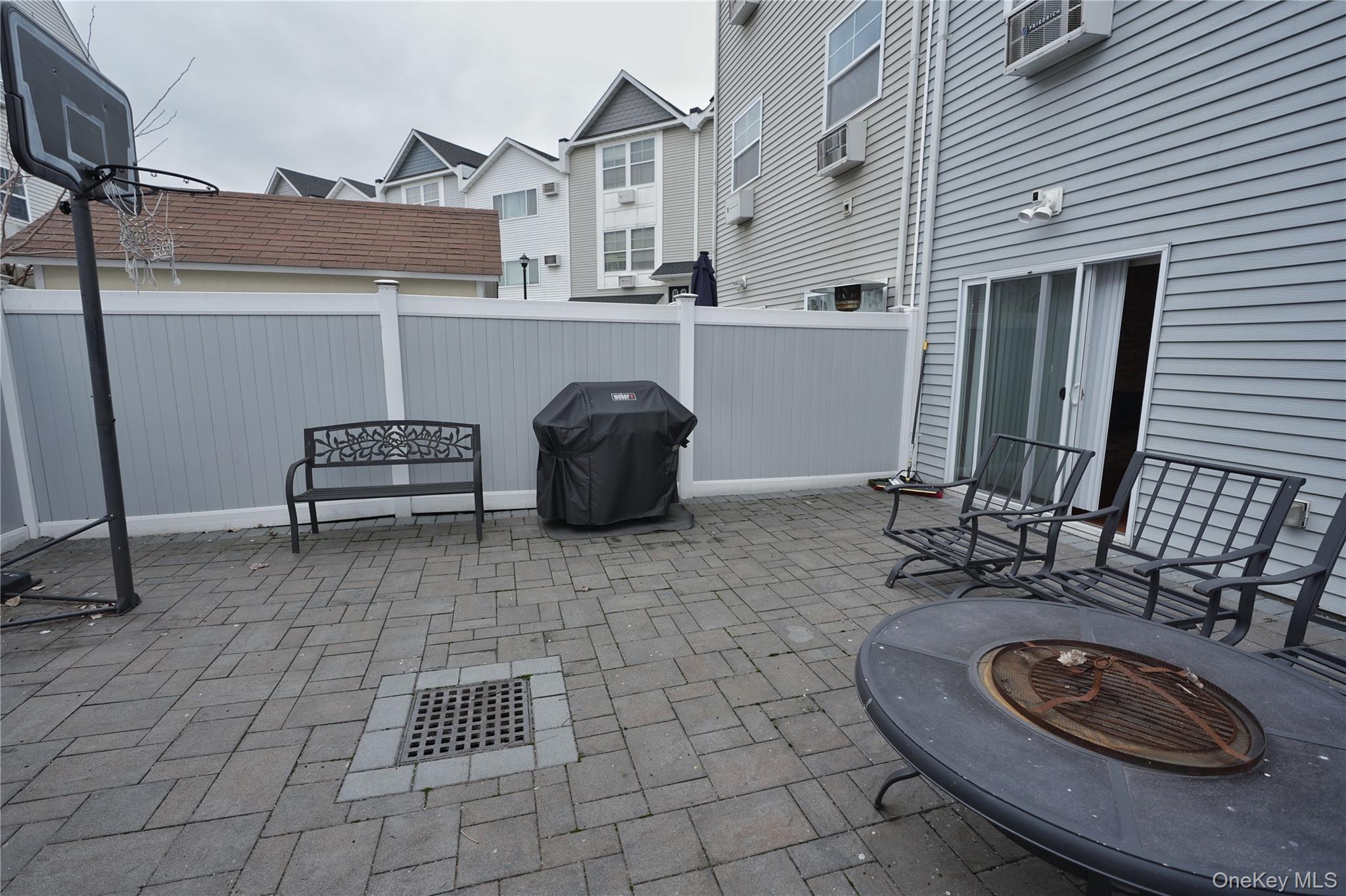 #10 photo, 102 Cove Court, Бронкс ‖ Bronx , NY 10473