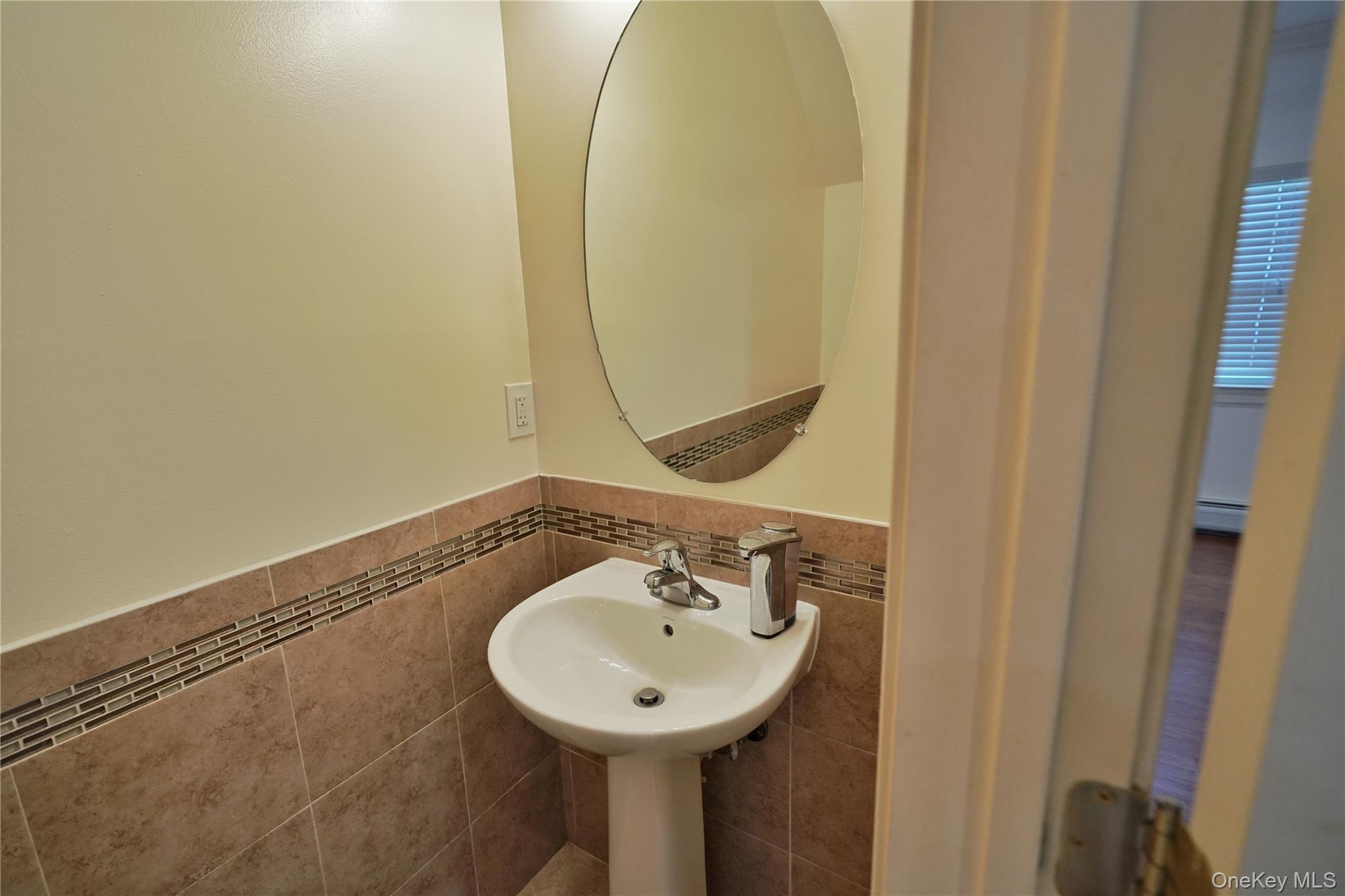#14 photo, 102 Cove Court, Бронкс ‖ Bronx , NY 10473