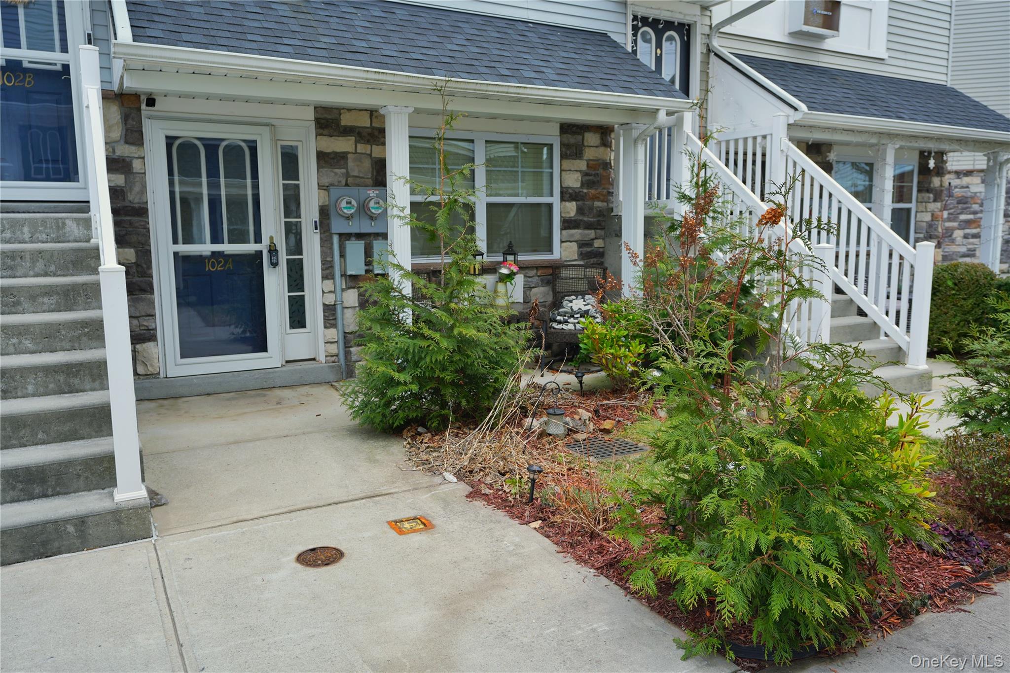 #3 photo, 102 Cove Court, Бронкс ‖ Bronx , NY 10473