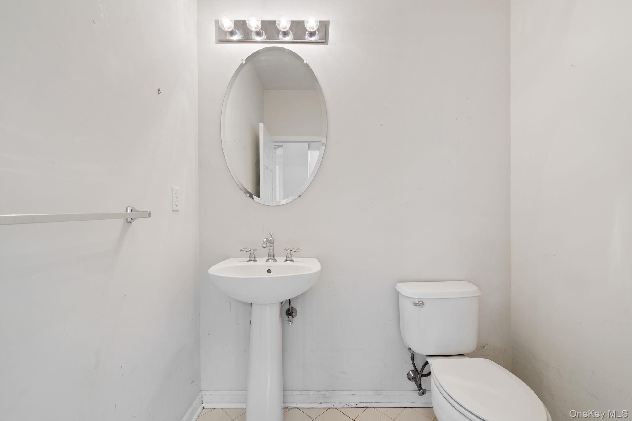 #20 photo, 947 Huntington Drive, Fishkill , NY 12524