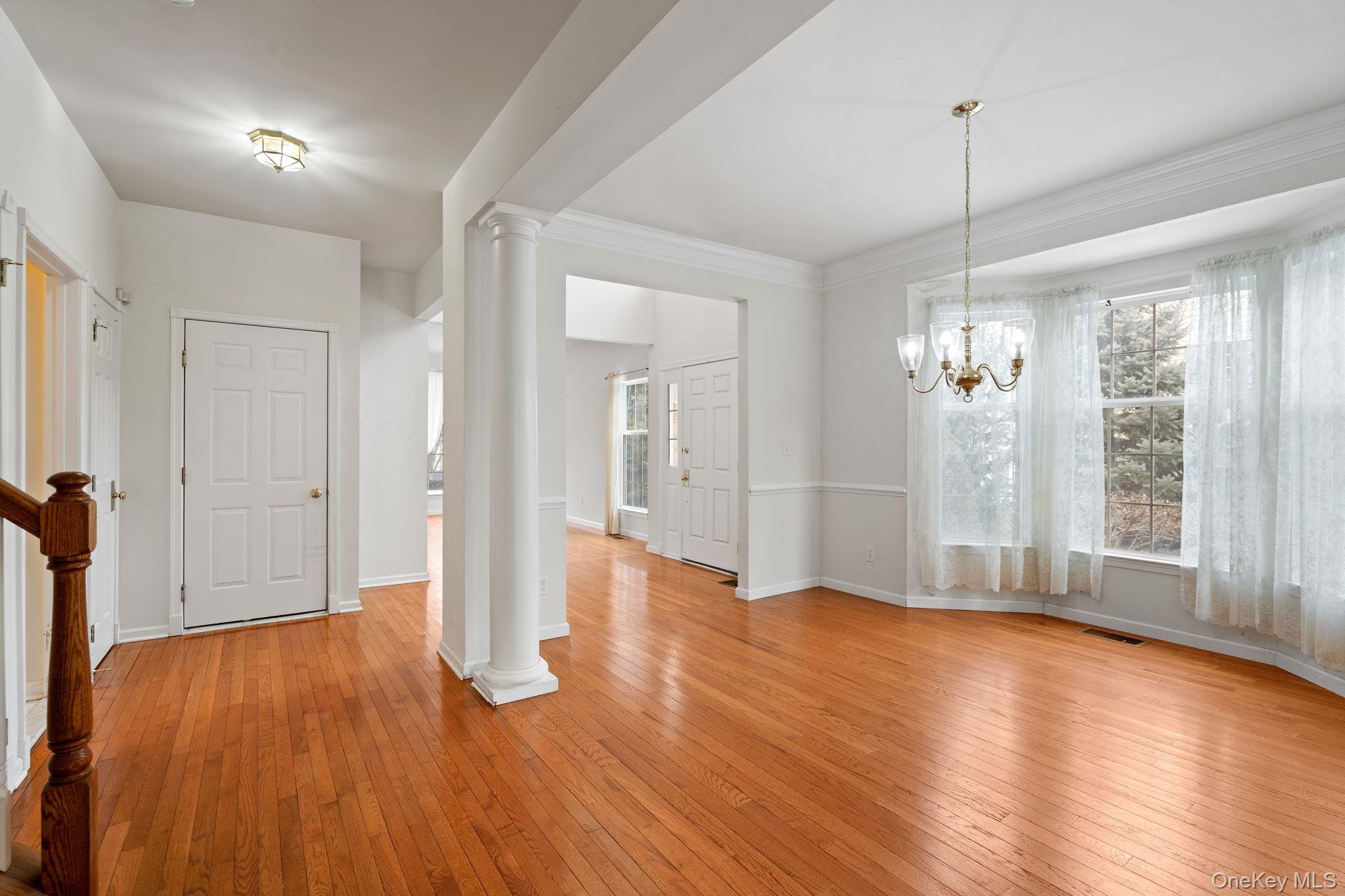 #4 photo, 947 Huntington Drive, Fishkill , NY 12524