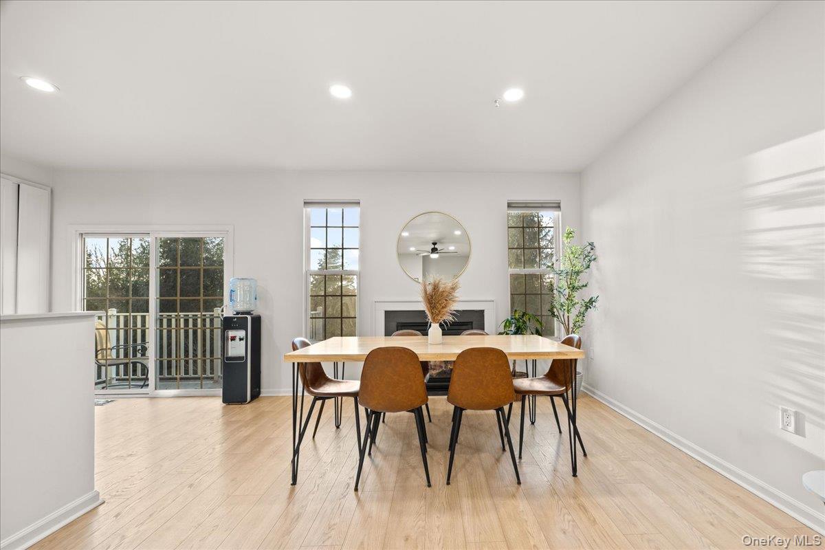 #4 photo, 917 Balsam Drive, New Windsor , NY 12553