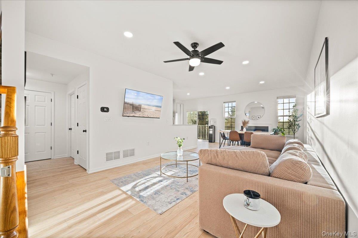 #6 photo, 917 Balsam Drive, New Windsor , NY 12553