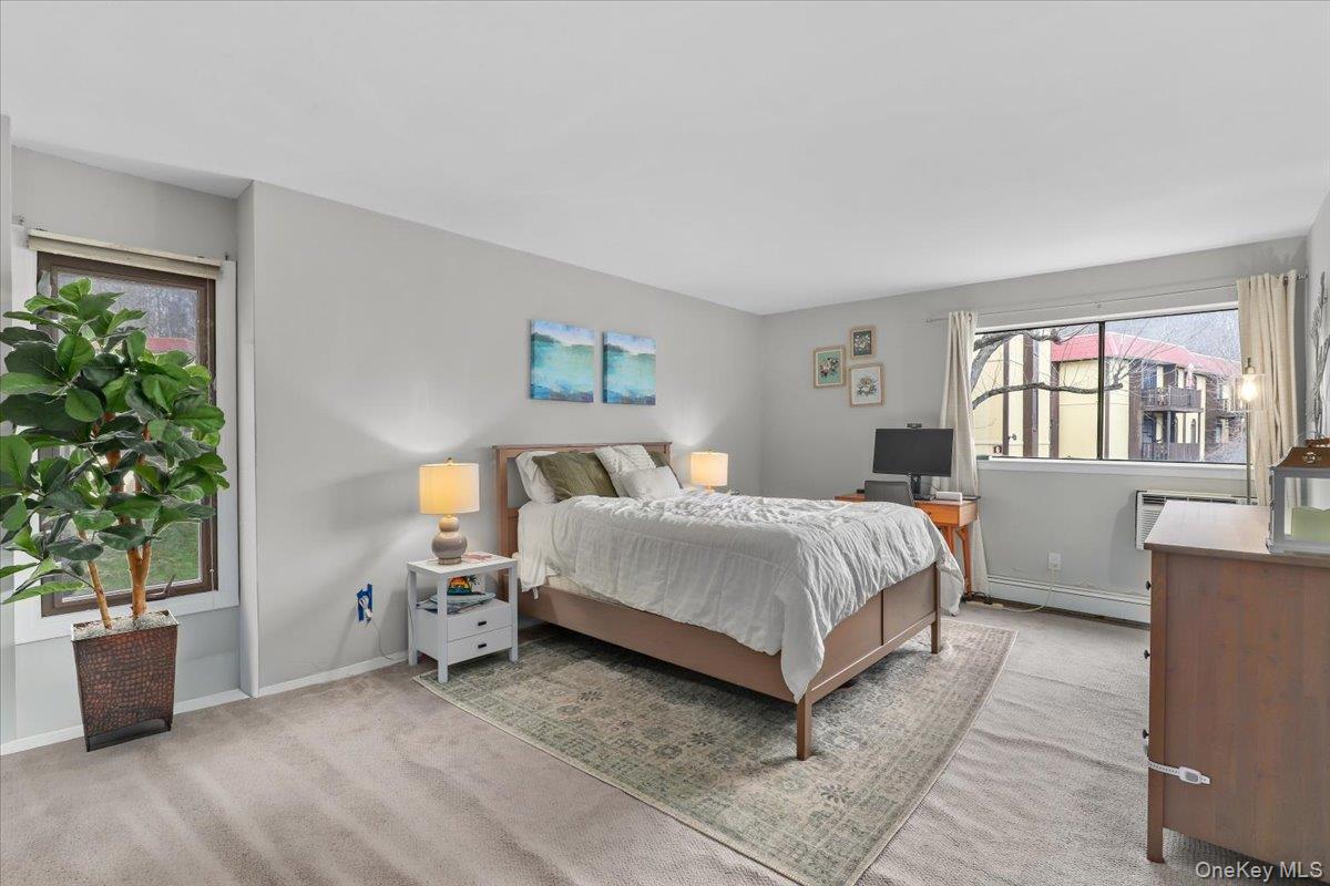 #11 photo, 7 Granada Crescent, White Plains , NY 10603