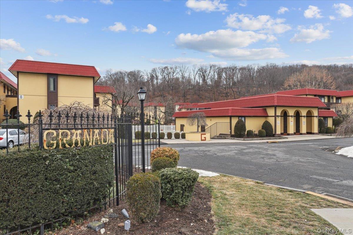 #20 photo, 7 Granada Crescent, White Plains , NY 10603