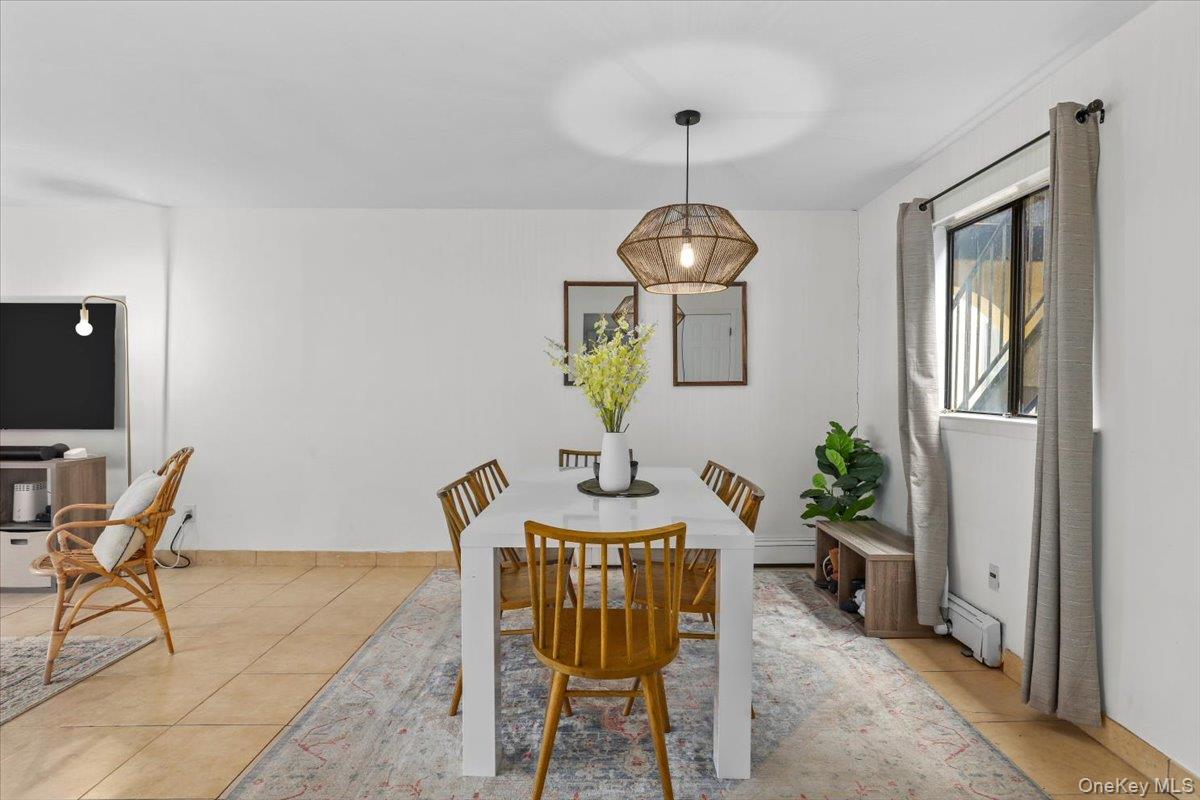 #7 photo, 7 Granada Crescent, White Plains , NY 10603