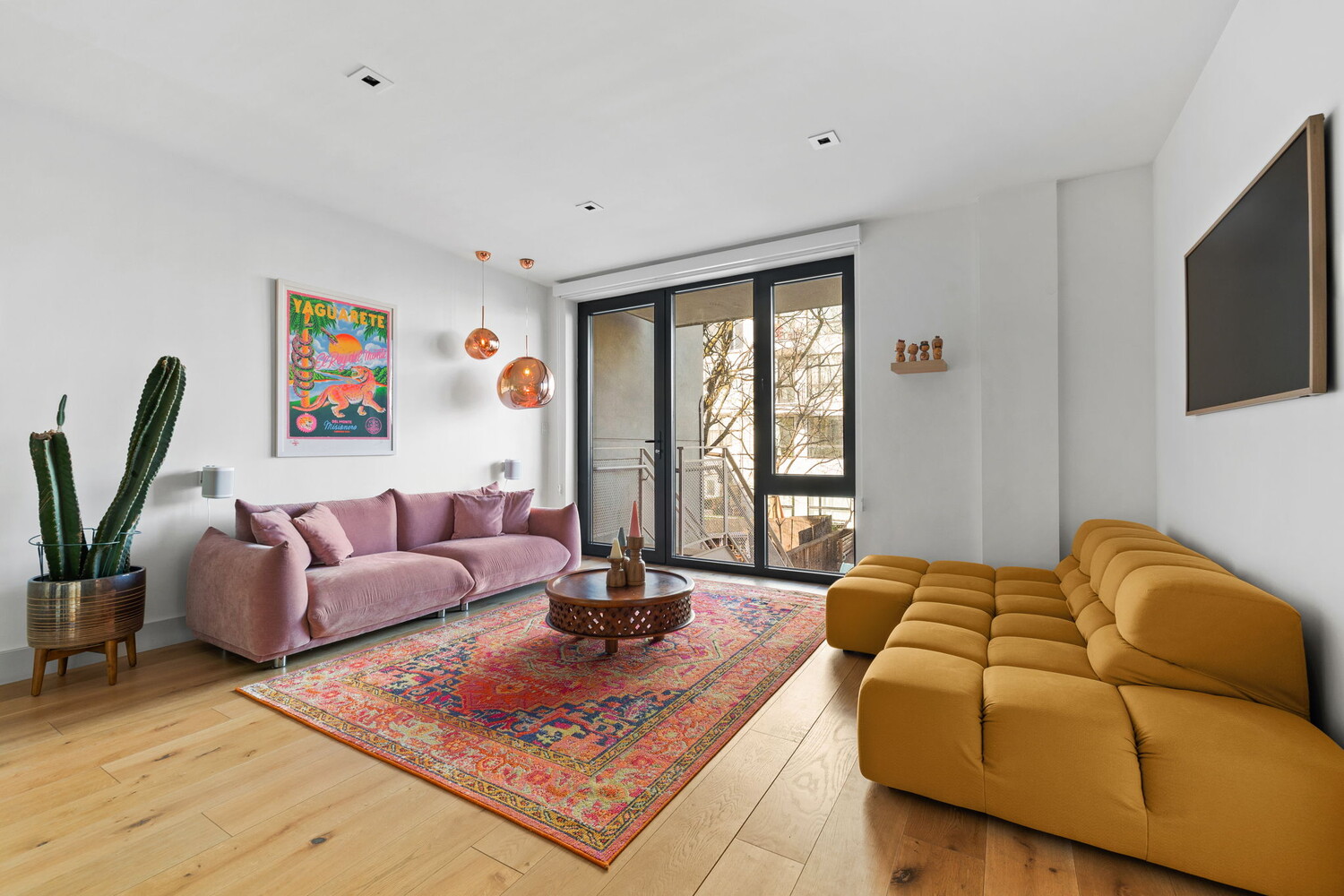 #1 photo, 33 FROST Street, Бруклин ‖ Williamsburg , NY 11211