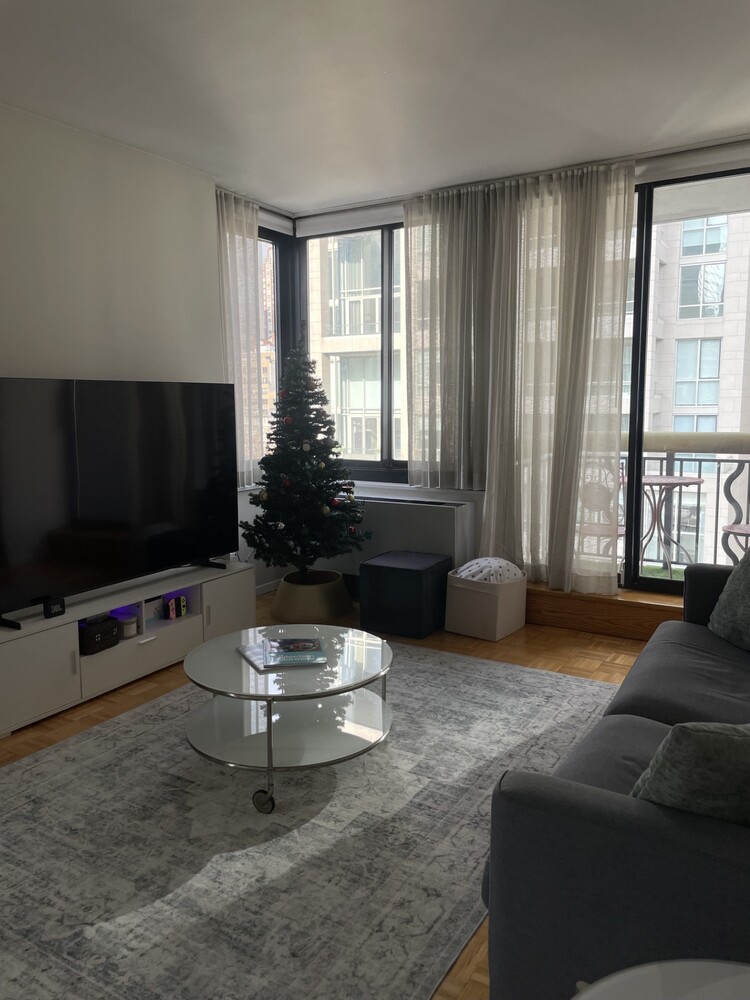 #3 photo, 303 E 60TH Street, Lenox Hill , NY 10022