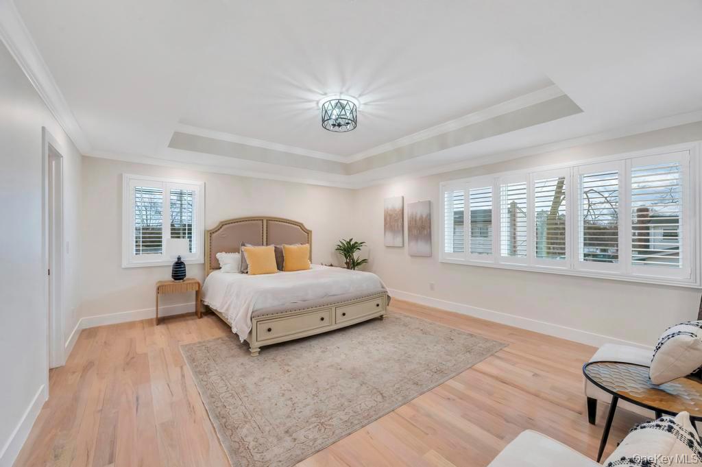 #13 photo, 185 9th Street, Hicksville , NY 11801