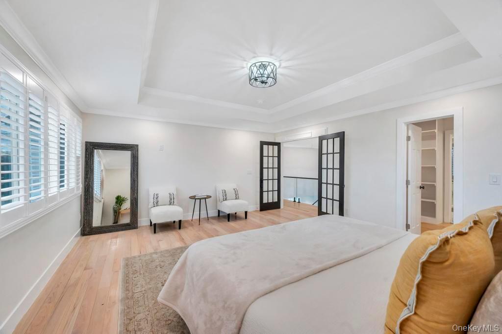 #15 photo, 185 9th Street, Hicksville , NY 11801