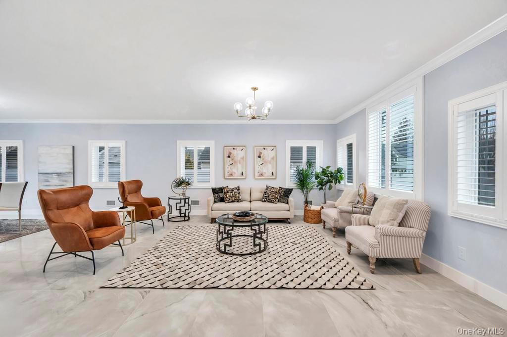 #9 photo, 185 9th Street, Hicksville , NY 11801