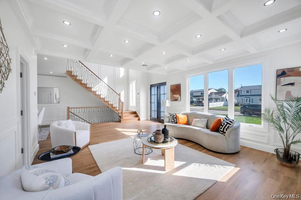 #12 photo, 8 Table Lane, Нассау ‖ Hicksville , NY 11801