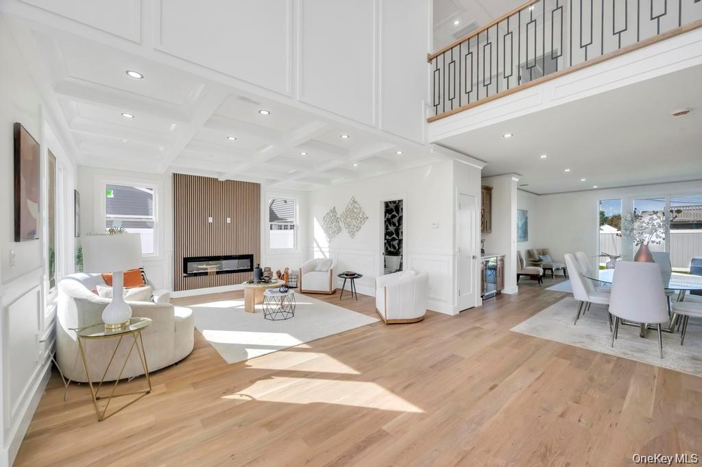 #9 photo, 8 Table Lane, Нассау ‖ Hicksville , NY 11801