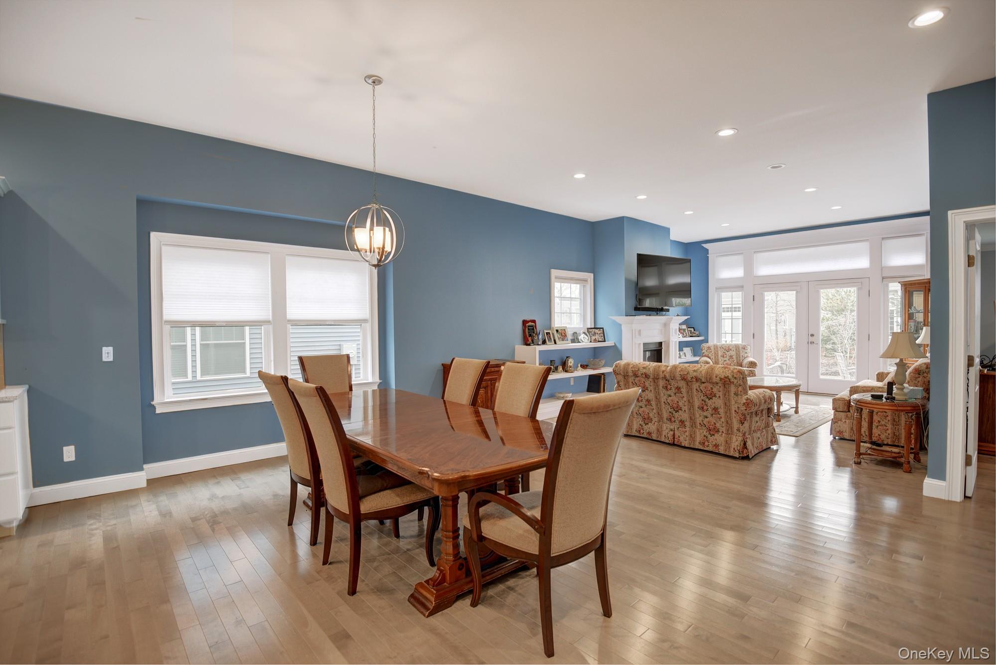 #8 photo, 2 Spruce Place, Bohemia , NY 11716