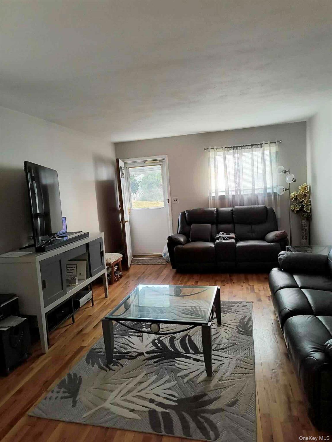 #1 photo, 32 Gaffney Street, Glen Cove , NY 11542