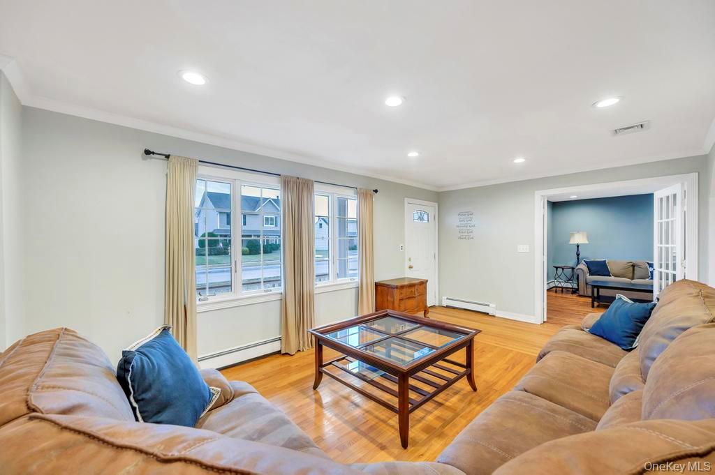 #10 photo, 3597 Martha Boulevard, Bethpage , NY 11714