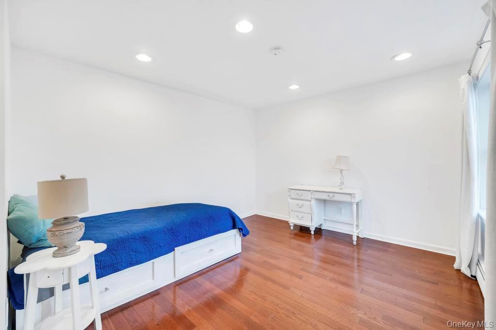 #19 photo, 3597 Martha Boulevard, Bethpage , NY 11714