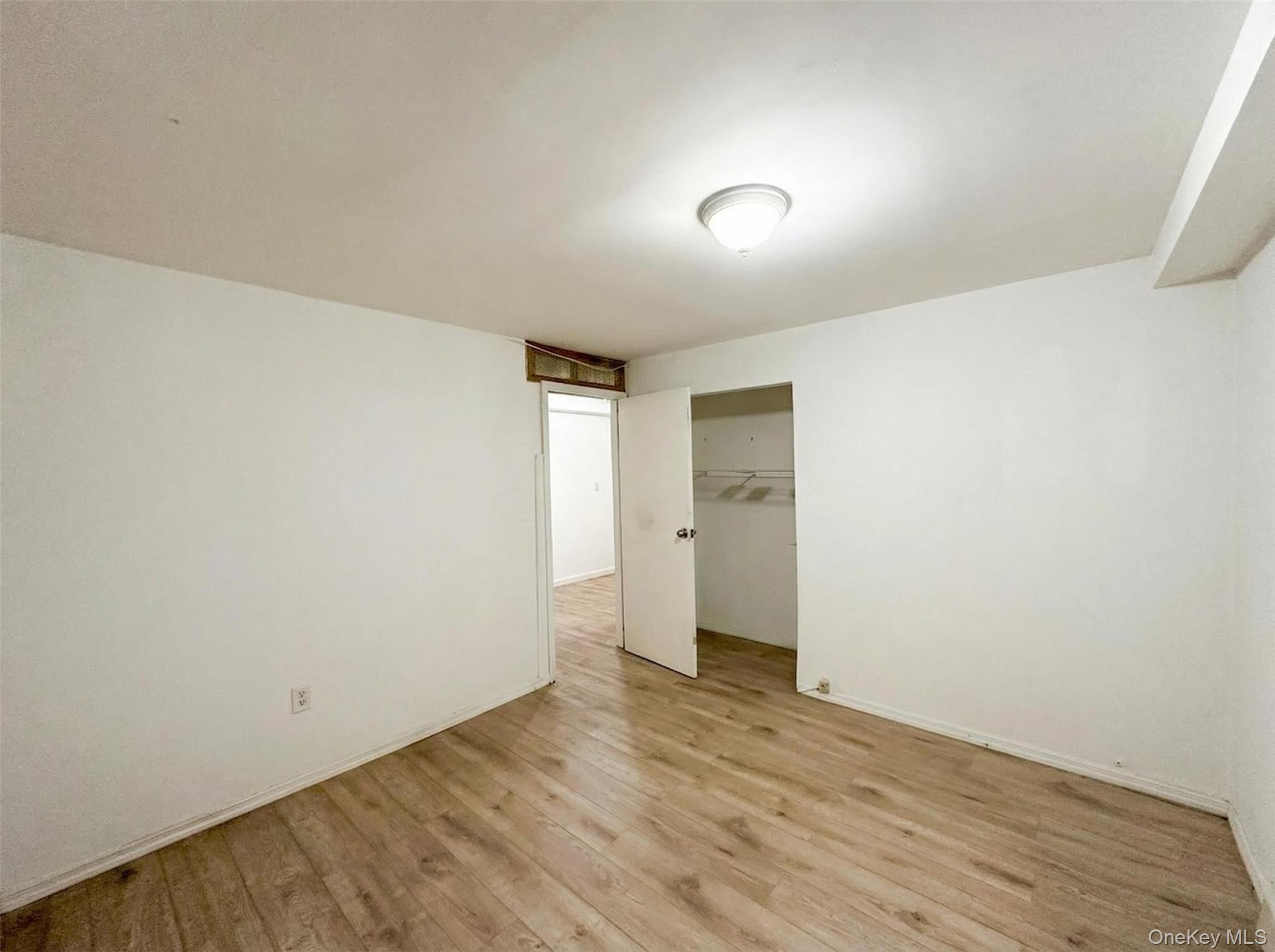 #13 photo, 174-53 128th Avenue, קווינס Jamaica , NY 11434