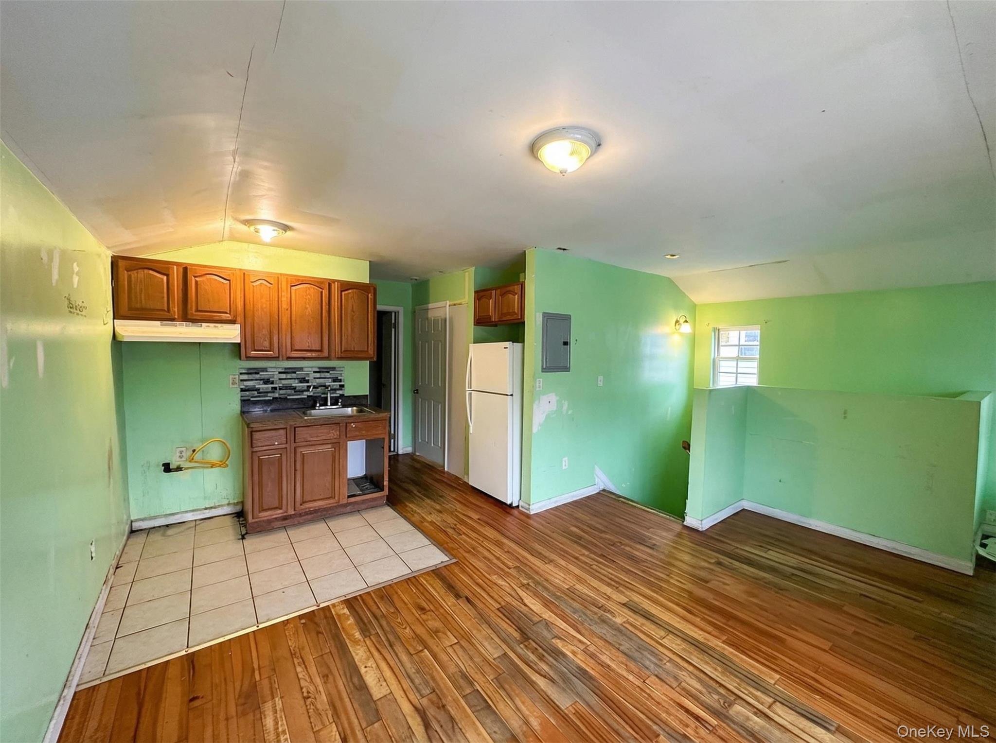 #3 photo, 174-53 128th Avenue, קווינס Jamaica , NY 11434