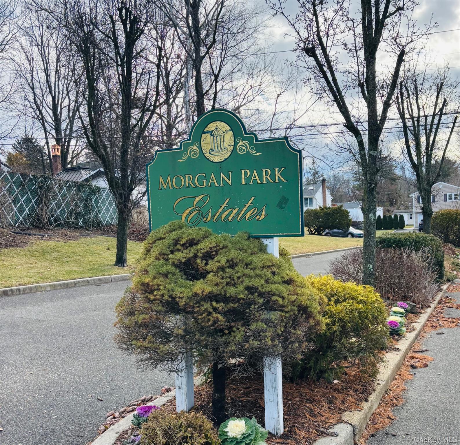 #2 photo, 27 Henry Drive, Glen Cove , NY 11542