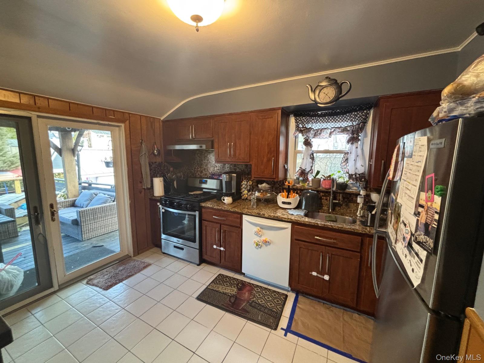 #7 photo, 27 Henry Drive, Glen Cove , NY 11542