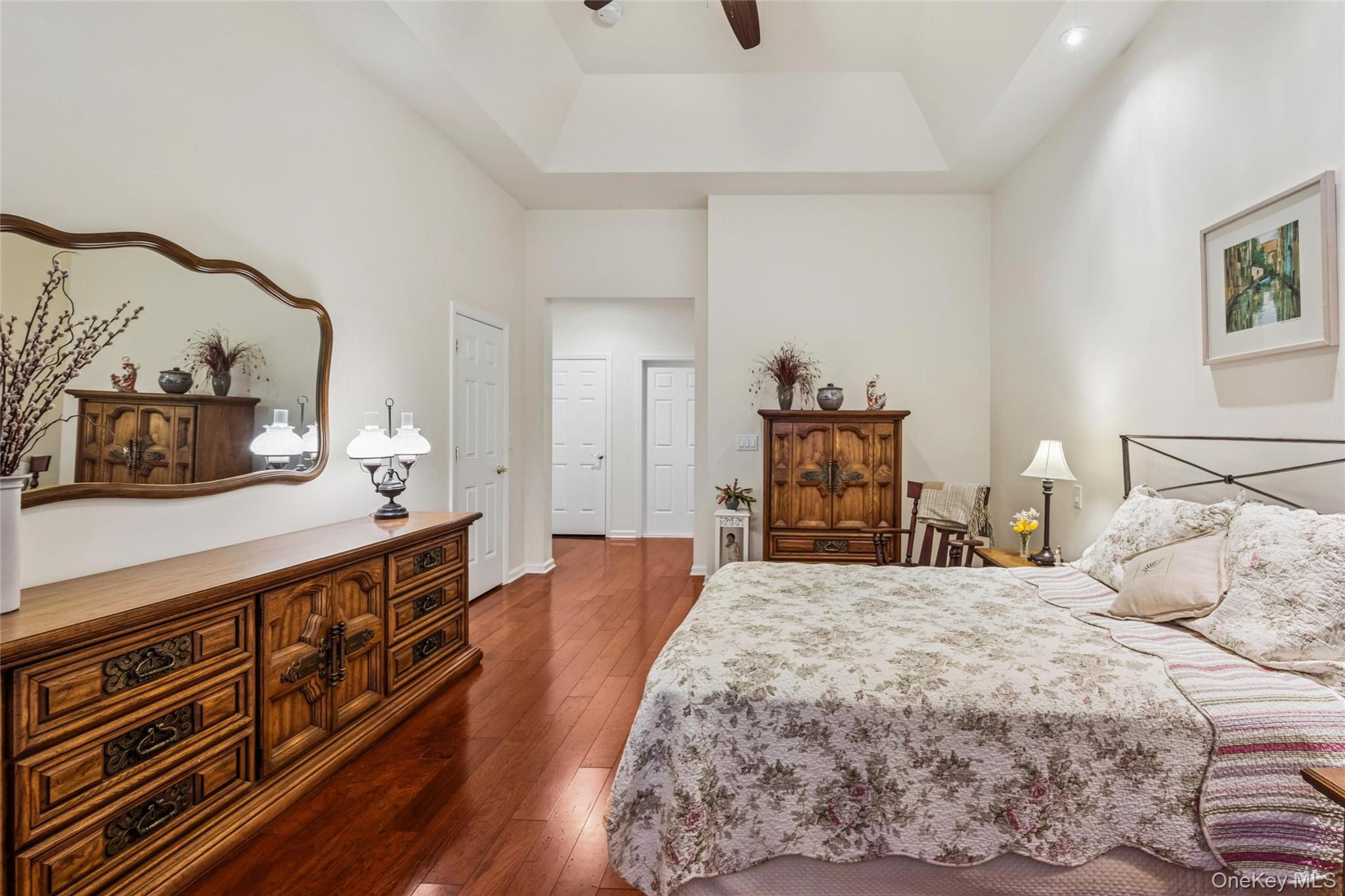 #18 photo, 6 Ovation Place, सफ़ोक काउंटी Eastport , NY 11941